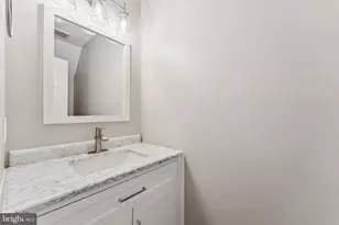 44048 Gala Cir, Ashburn, VA 20147 - Photo 17