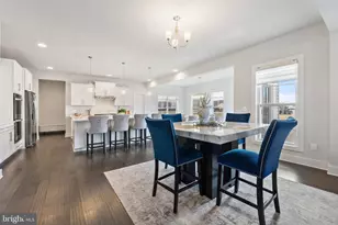 14890 Falconaire Pl, Leesburg, VA 20176 - Photo 27