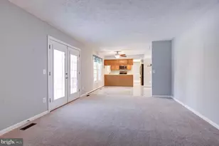 204 Elizabeth Ct, Sterling, VA 20164 - Photo 13