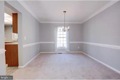 204 Elizabeth Court, Sterling, VA 20164 - Photo 9