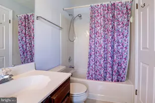 204 Elizabeth Ct, Sterling, VA 20164 - Photo 27