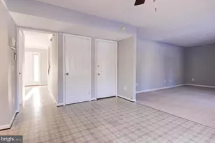 204 Elizabeth Ct, Sterling, VA 20164 - Photo 11