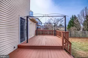 204 Elizabeth Ct, Sterling, VA 20164 - Photo 41