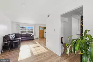 1607 N Brunswick St, Sterling, VA 20164 - Photo 9