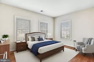 24944 Earlsford Dr, Chantilly, VA 20152 - Photo 11