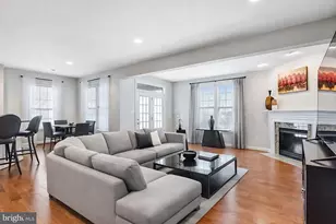 24944 Earlsford Dr, Chantilly, VA 20152 - Photo 3