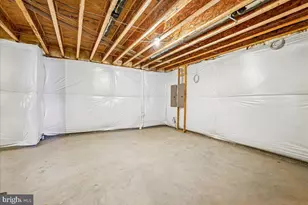 25000 Falling Brook Cir, Aldie, VA 20105 - Photo 81