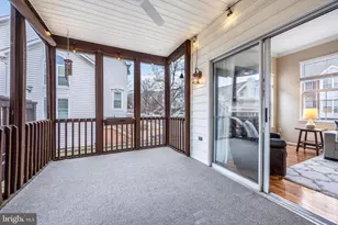 20627 Glenmere Square, Sterling, VA 20165 - Photo 9