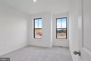 20935 Bluebird Sq, Sterling, VA 20165 - Photo 15