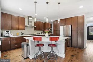 42315 Spring Dew Dr, Brambleton, VA 20148 - Photo 9