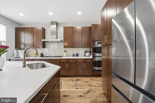 42315 Spring Dew Dr, Brambleton, VA 20148 - Photo 11