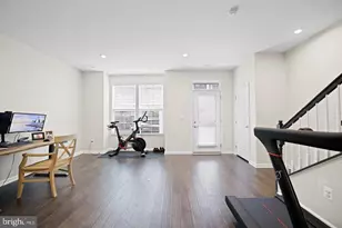 22255 Sims Terrace, Ashburn, VA 20148 - Photo 3