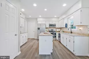 20726 Jersey Mills Pl, Ashburn, VA 20147 - Photo 9