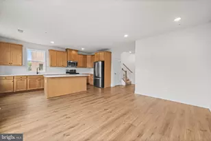43382 Farringdon Sq, Broadlands, VA 20148 - Photo 7