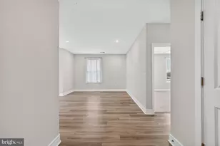 23639 Golden Embers Square, Ashburn, VA 20148 - Photo 11