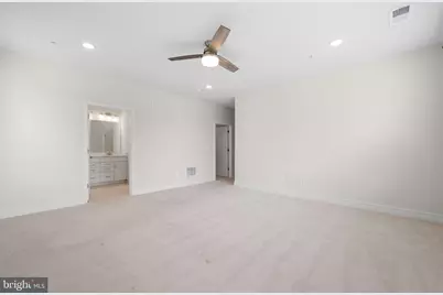 23639 Golden Embers Square #105, Ashburn, VA 20148 - Photo 31