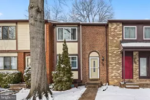 302 Giles Pl, Sterling, VA 20164 - Photo 1