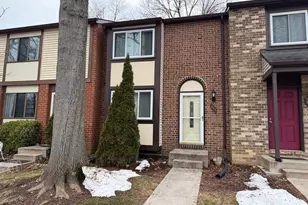 302 Giles Pl, Sterling, VA 20164 - Photo 1