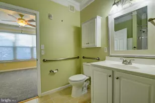 514 Sunset View Terrace SE, Leesburg, VA 20175 - Photo 9