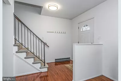 117 W Concord Court W, Sterling, VA 20164 - Photo 5