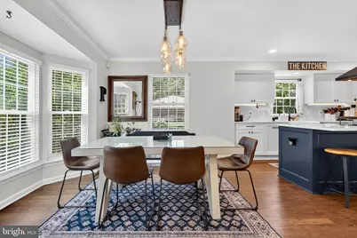 18687 Drummond Place, Leesburg, VA 20176 - Photo 7