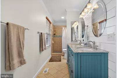 18687 Drummond Place, Leesburg, VA 20176 - Photo 27