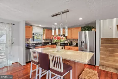 207 N Laura Anne Drive, Sterling, VA 20164 - Photo 11