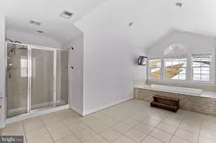 17229 Grand Valley Ct, Round Hill, VA 20141 - Photo 43