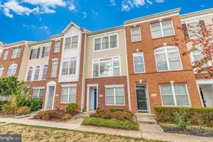 25065 Riding Center Dr, Chantilly, VA 20152 - Photo 5