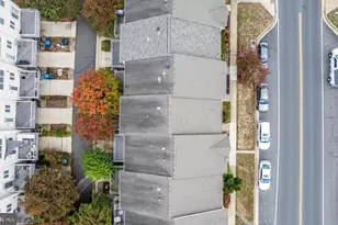 25065 Riding Center Dr, Chantilly, VA 20152 - Photo 9