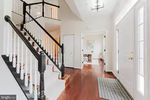 25827 Priesters Pond Dr, Chantilly, VA 20152 - Photo 7