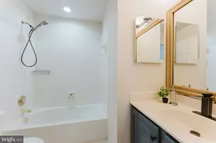 25827 Priesters Pond Dr, Chantilly, VA 20152 - Photo 41