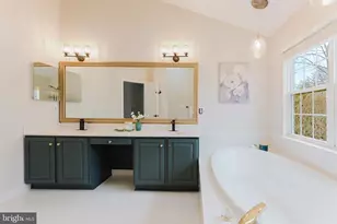 25827 Priesters Pond Dr, Chantilly, VA 20152 - Photo 33