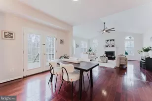 25827 Priesters Pond Dr, Chantilly, VA 20152 - Photo 21