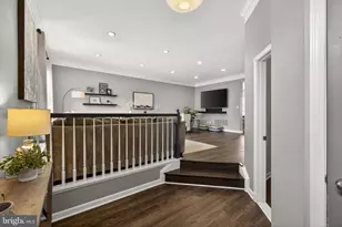 25510 Crossfield Dr, Chantilly, VA 20152 - Photo 11