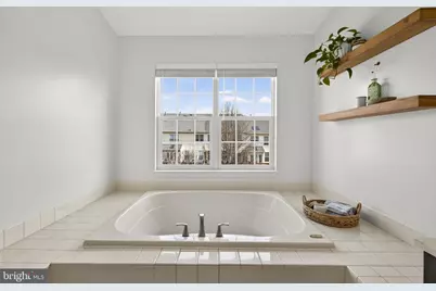 25510 Crossfield Drive, Chantilly, VA 20152 - Photo 51