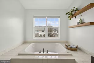 25510 Crossfield Dr, Chantilly, VA 20152 - Photo 51