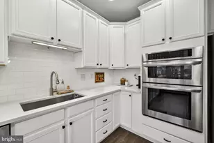 25510 Crossfield Dr, Chantilly, VA 20152 - Photo 31