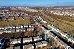 25510 Crossfield Dr, Chantilly, VA 20152 - Photo 7