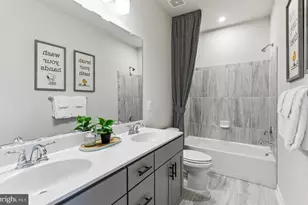 18294 Blythe Xing Ter, Leesburg, VA 20176 - Photo 9