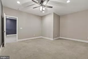 23626 Jayadev Ter, Ashburn, VA 20148 - Photo 37