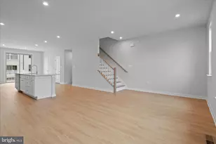 208 Chianti Ter SE, Leesburg, VA 20175 - Photo 9