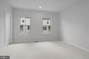 208 Chianti Ter SE, Leesburg, VA 20175 - Photo 13