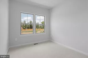 208 Chianti Ter SE, Leesburg, VA 20175 - Photo 17