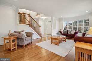 21338 Fairhunt Dr, Ashburn, VA 20148 - Photo 5