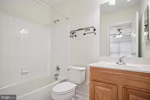 21338 Fairhunt Dr, Ashburn, VA 20148 - Photo 45