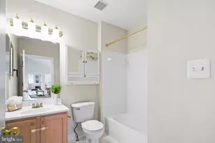 25340 Lake Mist, Chantilly, VA 20152 - Photo 15