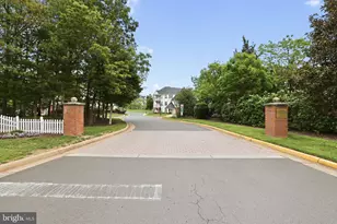 25340 Lake Mist, Chantilly, VA 20152 - Photo 25