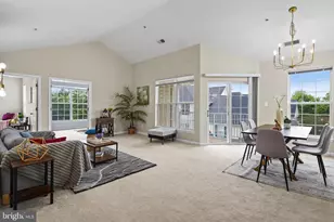 25340 Lake Mist, Chantilly, VA 20152 - Photo 3