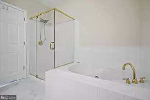 25340 Lake Mist, Chantilly, VA 20152 - Photo 21